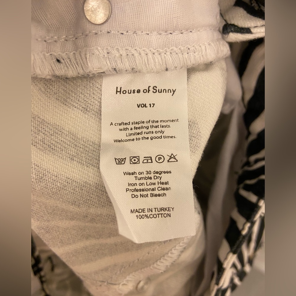 House of Sunny Zebra Print Ankle Jeans - Picture 10 of 11